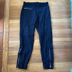 Athleta joggers size 4